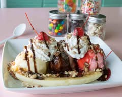 Marbella Ice Cream & More 2 (14705 Woodforest Boulevard)