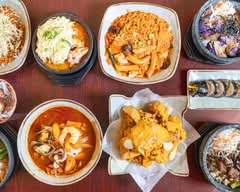 Onnuri Kitchener Korean Restaurant (108 Garment St, 101)