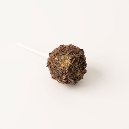 Choc Flake Cake Pop