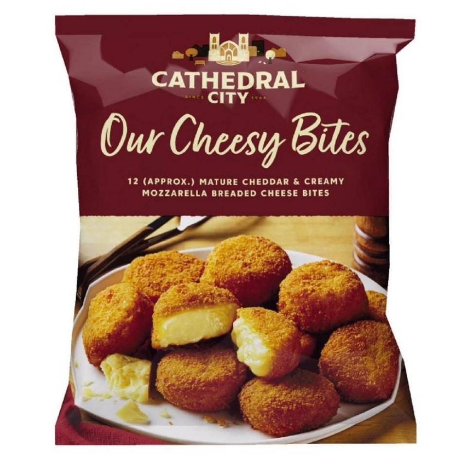 Cathedral City Mature Cheddar and Creamy Mozzarella Breaded Cheese Bites