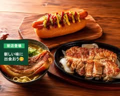 紅豚ステーキ＆沖縄そば【おきなわポークビレッジ】