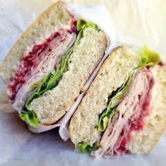 Palisades Deli  (4554 MacArthur Blvd)