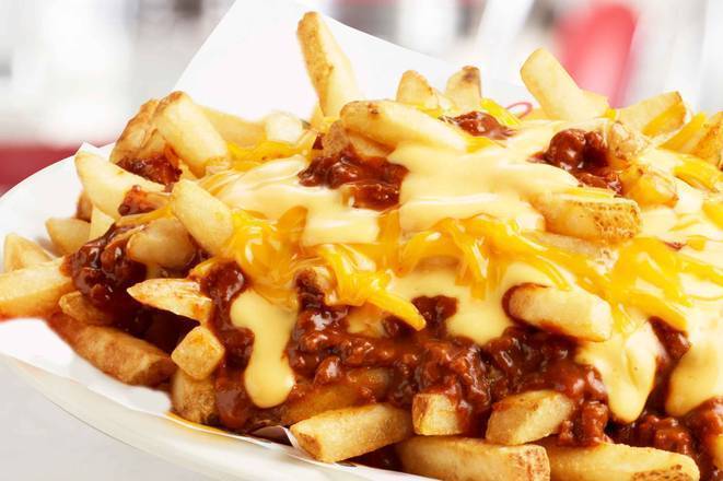 Chili cheese fries 🍟