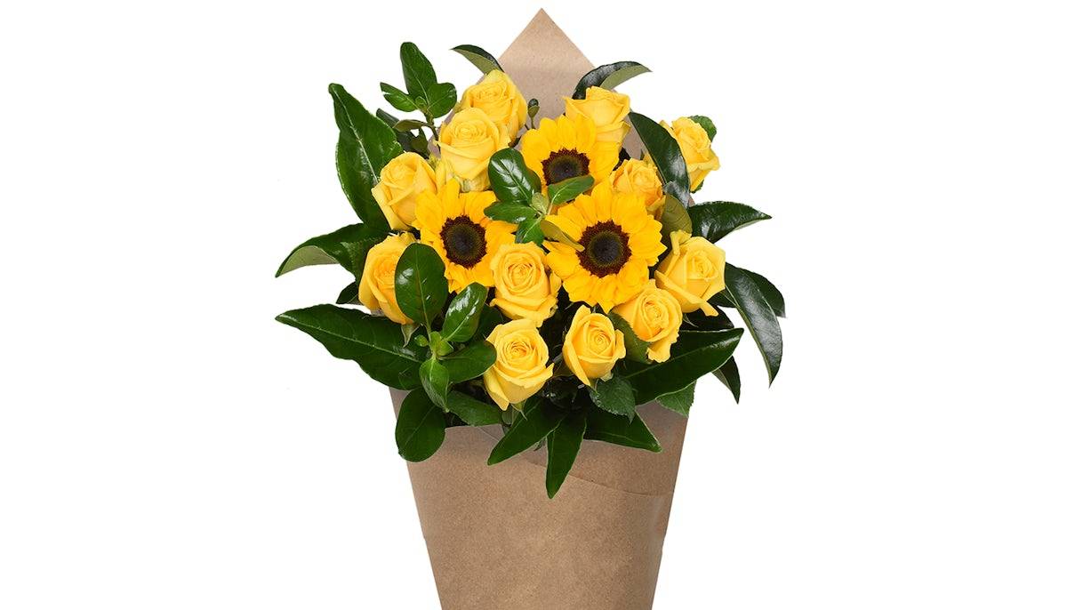 Bloom Haus™ 12 Plus Rose Bouquet - Yellow