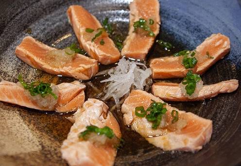 *Salmon Tataki