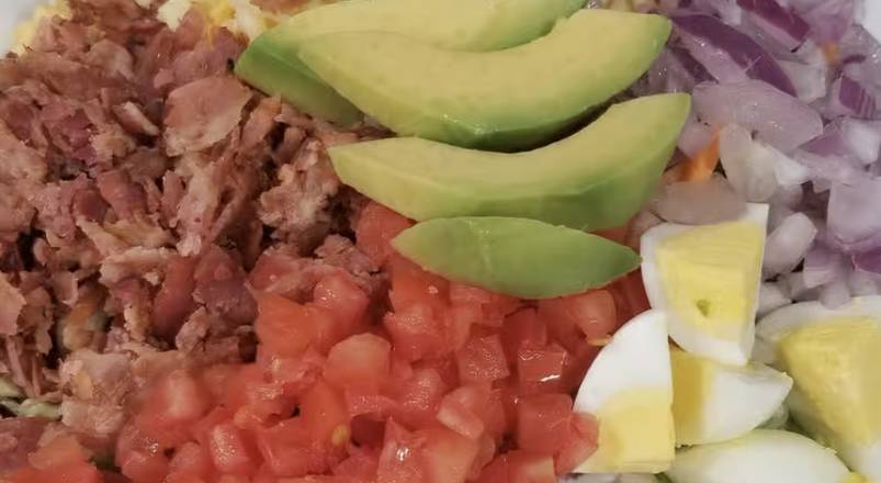 Cobb Salad W/ Chicken