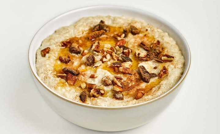 Dates, Pecan Nuts, Cinnamon & Honey Porridge