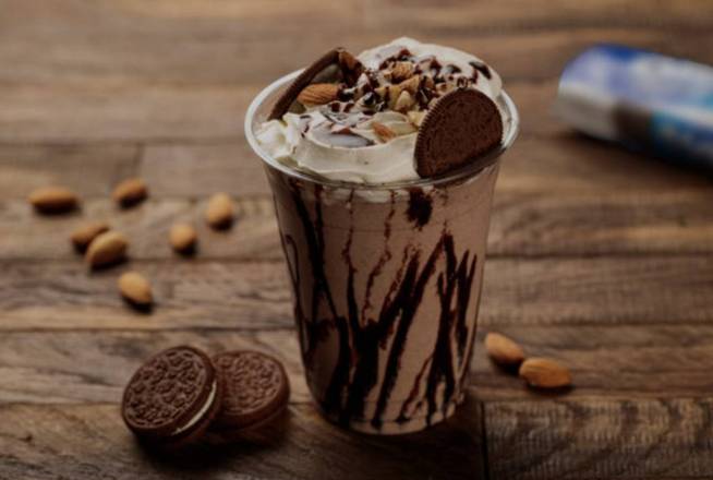 Oreo Milkshake