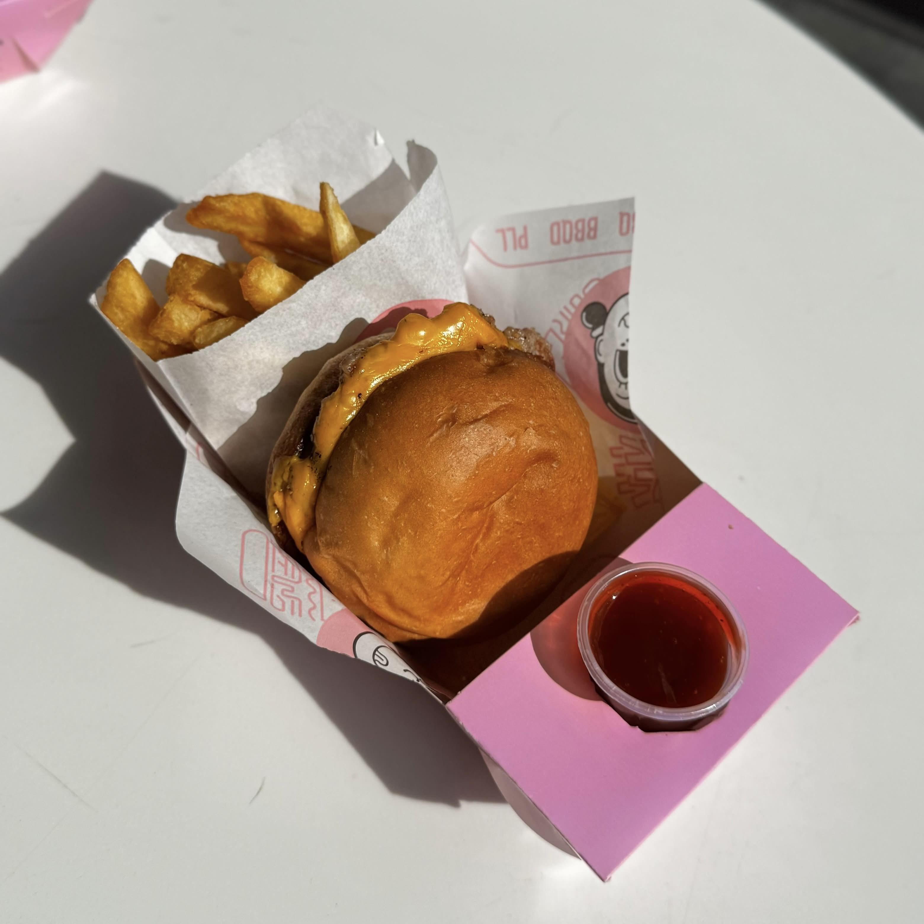 Kids Mini Burger y Papas (frutsi)