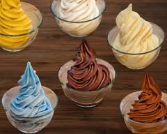 Sweet Hedgie Frozen Yogurt and Acai