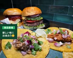 No.16 Burger & Tacos Studio