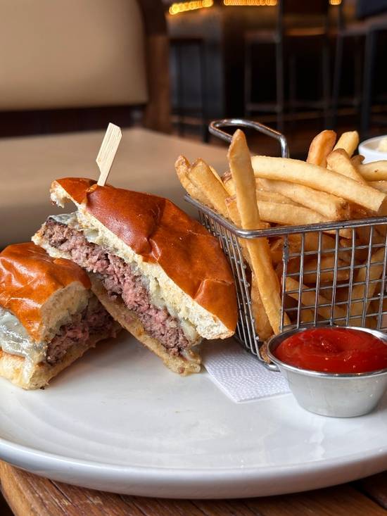 Kids Cheeseburger