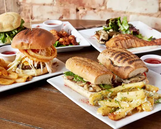 Cole Valley Tavern
