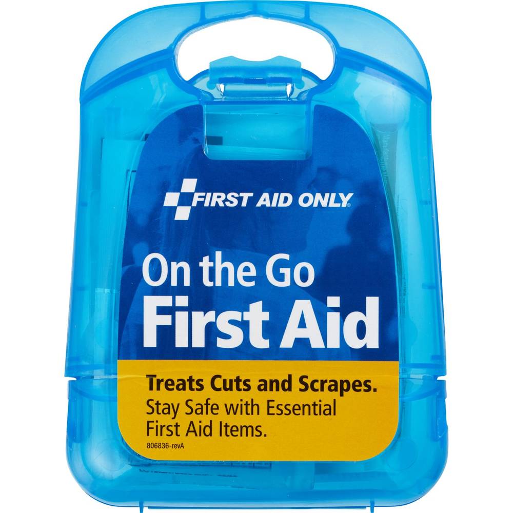 Cvs Health First Aid On-The-Go Essentials Kit