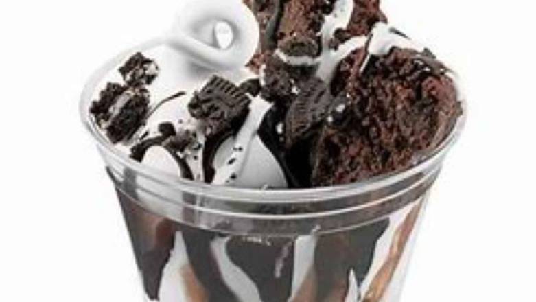 Brownie and Oreo® Cupfection