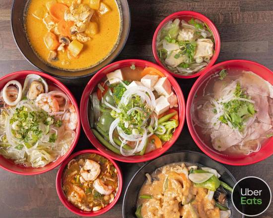 29 Bistro Pho x Thai