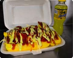 Parrilla y papas puente 8 (Quito)
