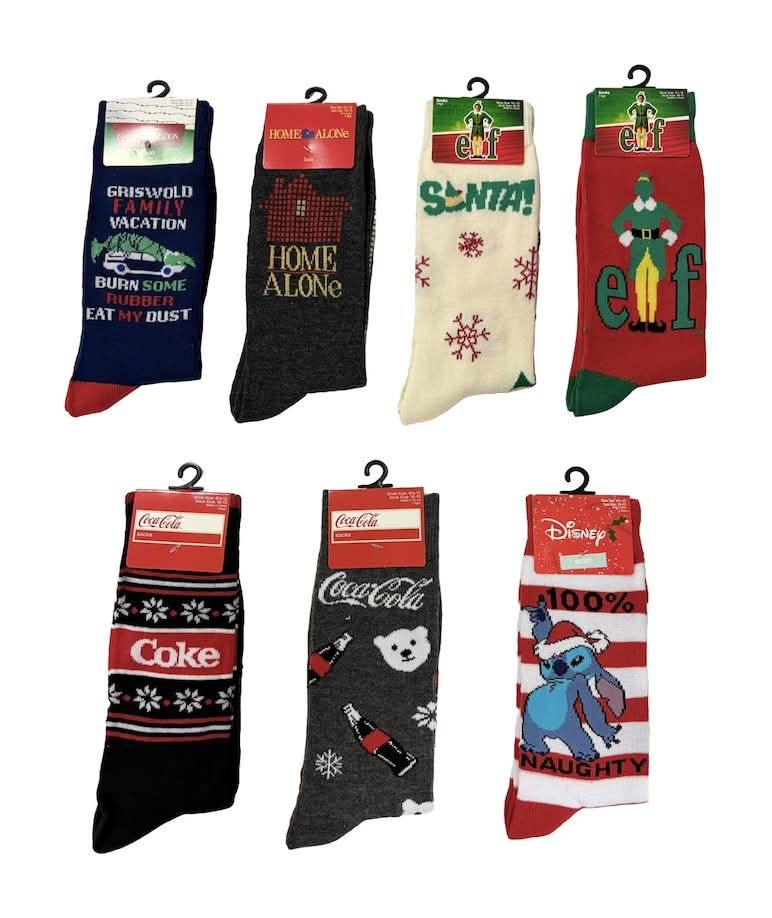 Men's Christmas Theme Casual Crew Socks, Assorted Characters, 2-pc Pack.