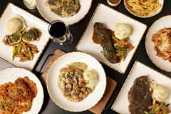 Mamma Mia Restaurant and Bar (132 W Commonwealth Ave)