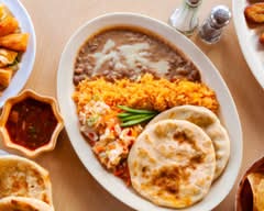 Tesoro Beach Restaurant (701 S Thompson St)