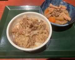 俺の牛丼ともつ煮、和風居酒屋末八