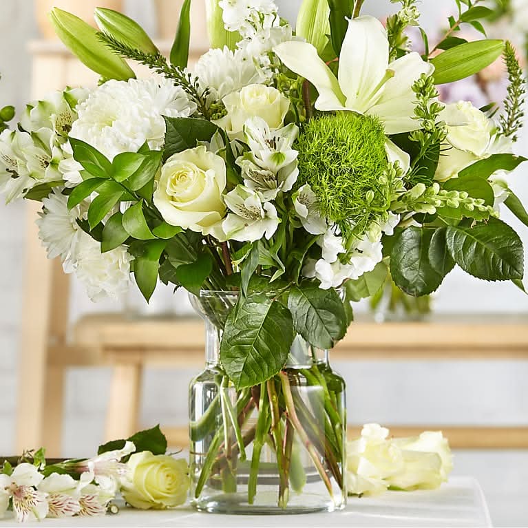 EMBRACED BOUQUET DELUXE