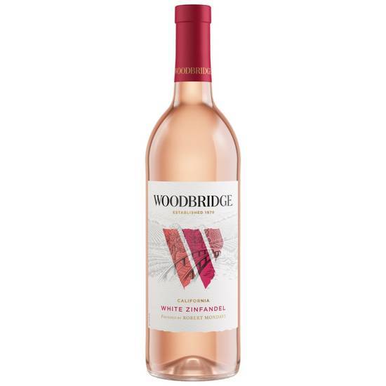 Woodbridge White Zinfandel California Wine 2018 (750 ml)