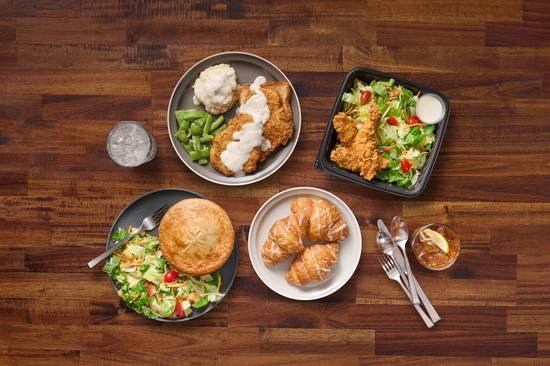 Cheddar's Scratch Kitchen (10940 Tamiami Trail N)