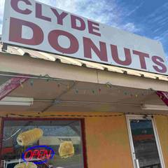 Clyde Donuts