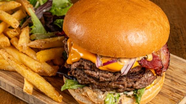 Original Au Bureau Burger Double Steak