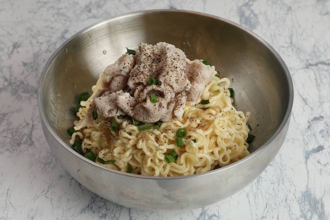 豚肉ブルダック麺