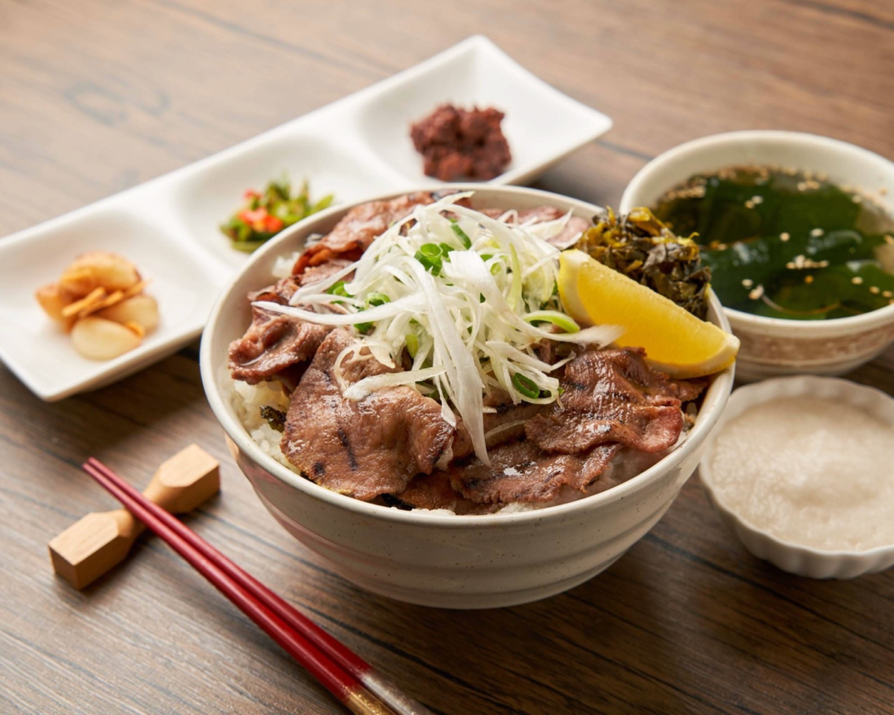 牛タンと焼肉 たんたん苑 千駄木キッチンの出前・宅配・テイクアウト