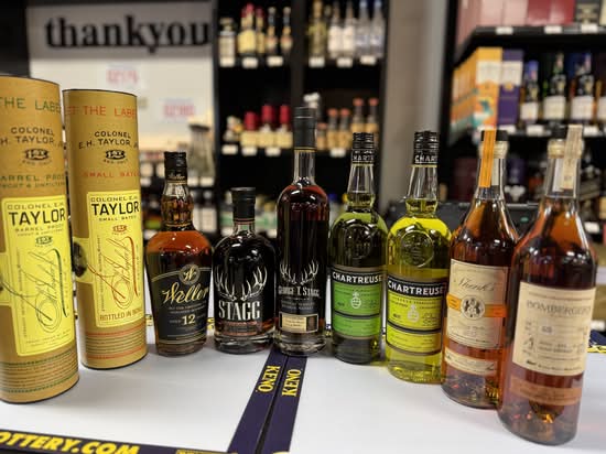 Franklin Market Wine & Spirits (463 Franklin St, Unit B)