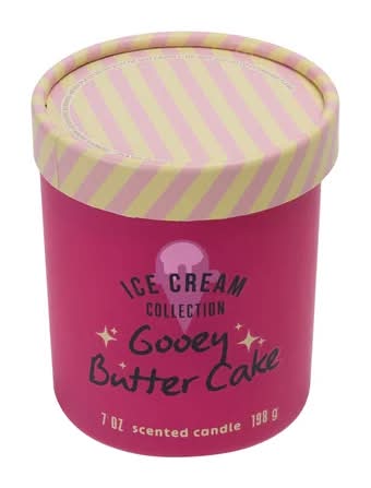 Ice Cream Collection Scented Candle 7oz Gooey Butter Cake