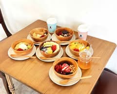 Library Cafe hontokuma
