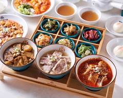牛腩麺館 新仙　高田馬場