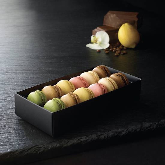 Coffret De 12 Mini Macarons