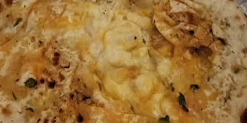 Garlic Cheese Naan