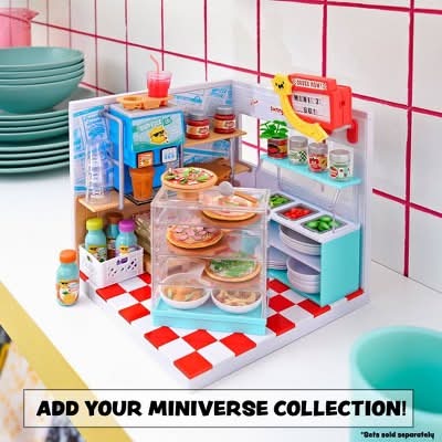 miniverse set MGA's Miniverse, Spaces Starter Pack, DIY, Resin Play, Collectors, 8+ Size:200cm x 100cm