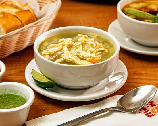 Caldo de pollo