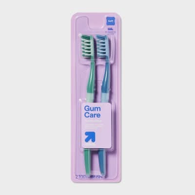 up&up Gum Care Toothbrush, Green-Blue (2 ct)