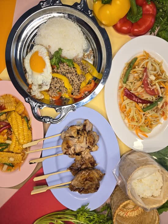 タイ屋台ムームームー