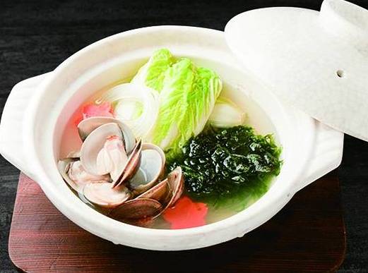 野生青海苔蛤蠣湯 Clam Soup with Fresh Seaweed