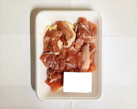 A161ブラジル産若鶏もも肉角切り(解凍）200g
