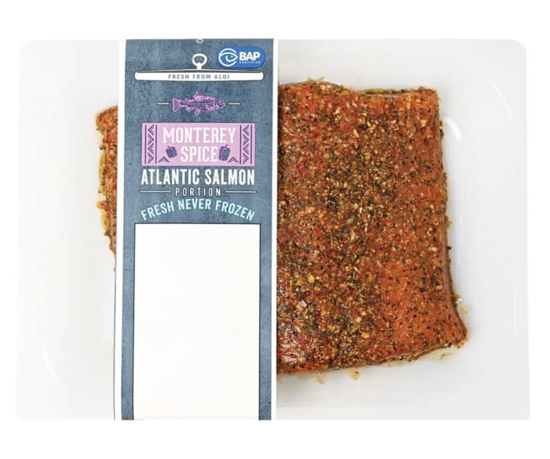 Aldi Fresh Never Frozen Atlantic Salmon, Monterey Spice