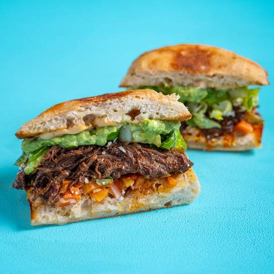 BIRRIA TORTA