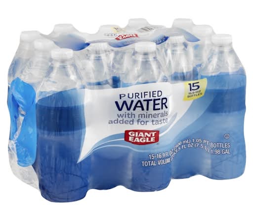 Giant Eagle Purified Water With Minerals (15 x 16.9 fl oz)