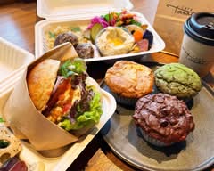 ヴィーガンフード、米粉マフィン、珈琲　カフェタロー（CAFÉ Tarot）