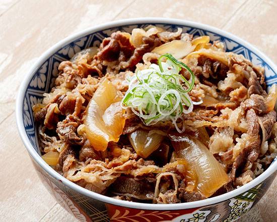 神宮軒の牛どん 肉大盛 Jinguken Beef Rice Bowl Large Serving of Meat