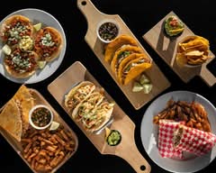 Miss Tacos Birrieria (4721 Boulevard des Laurentides, 10)